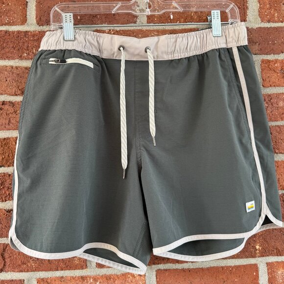 Vuori Other - Vuori Gray Performance Shorts with Contrast Trim | Size M